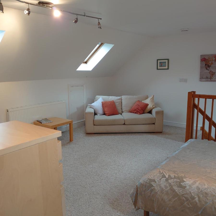 Annexe In Cherhill, Opposite Cherhill White Horse מראה חיצוני תמונה
